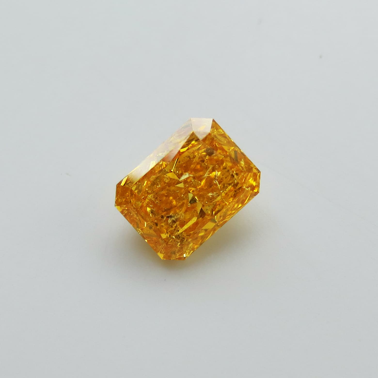 1.18 ct, FANCY VIVID YELLOW ORANGE, RADIANT, I2